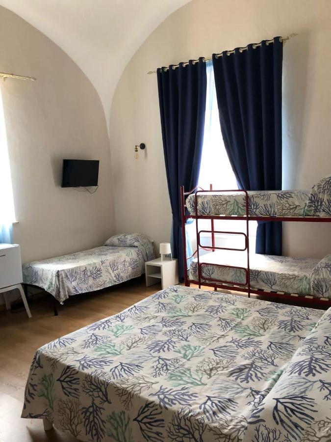 Porto Salvo Hotel Sant'Agnello Exterior photo